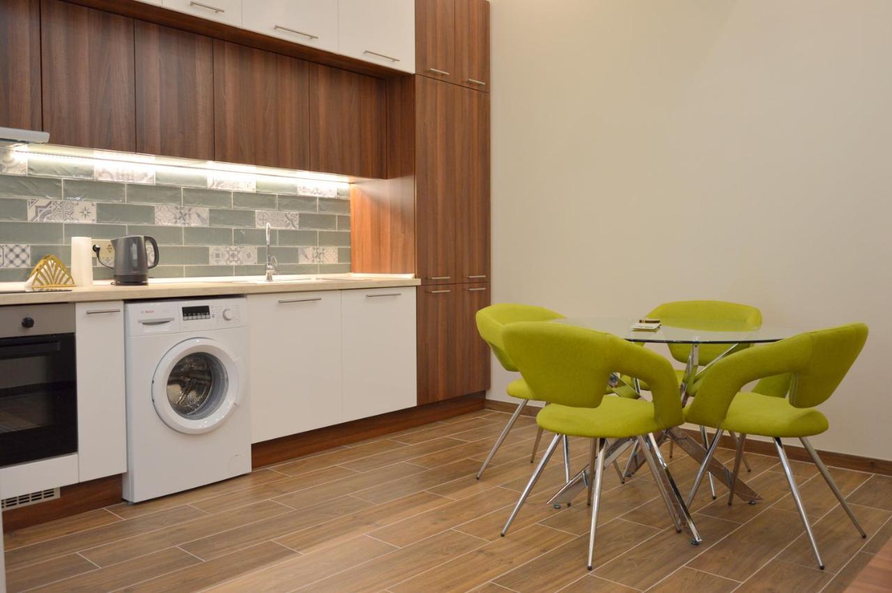 Elegant Fashionstreet Apartment Budapest Exterior photo