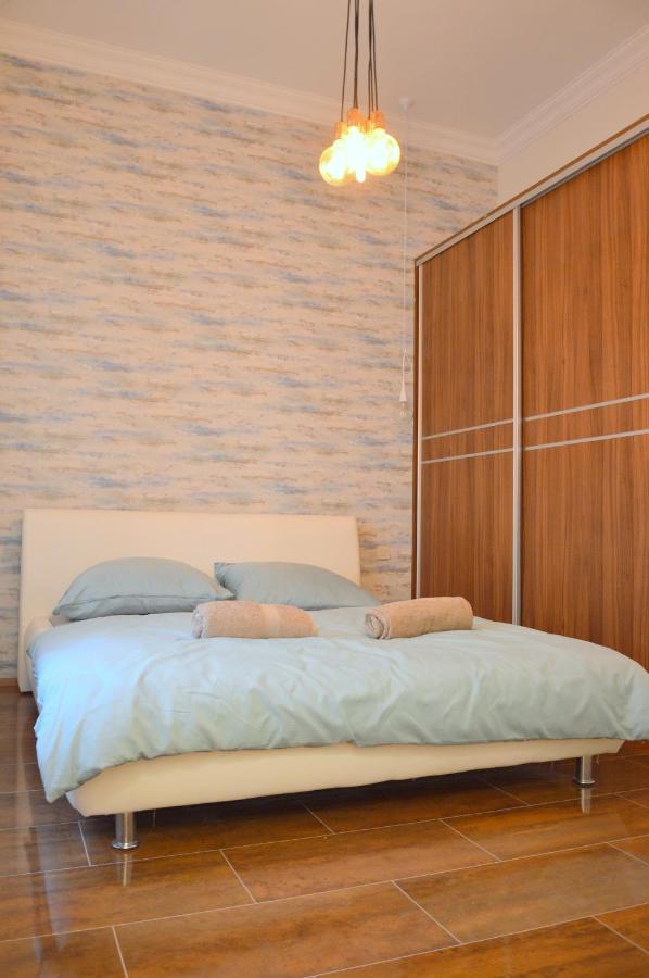 Elegant Fashionstreet Apartment Budapest Exterior photo